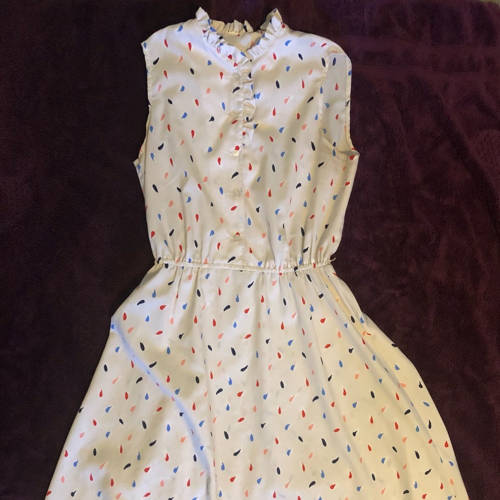 True vintage summer dress. Fits size med-large